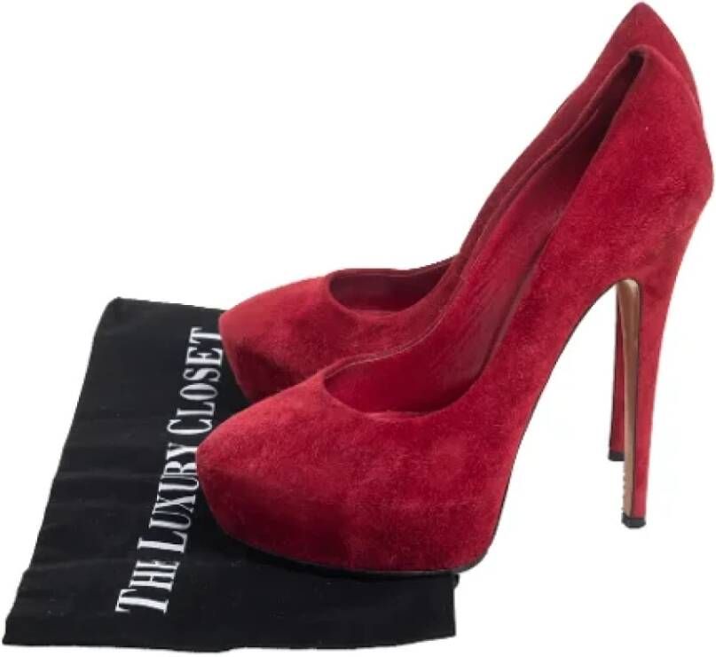 Casadei Pre-owned Suede heels Red Dames