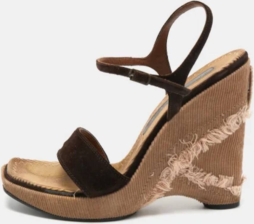 Casadei Pre-owned Suede sandals Brown Dames