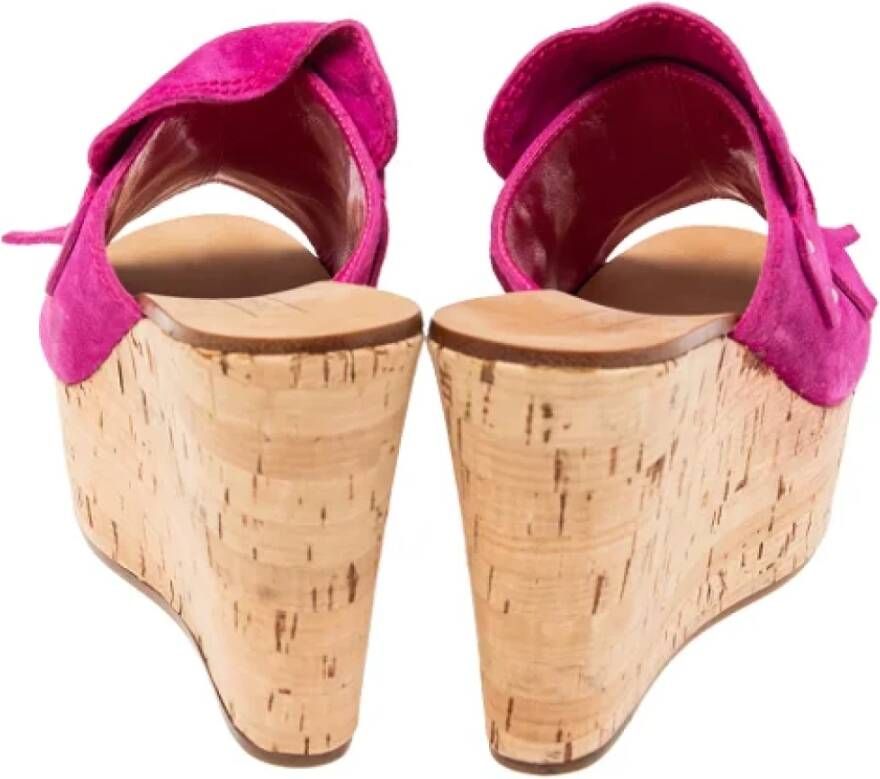 Casadei Pre-owned Suede sandals Pink Dames