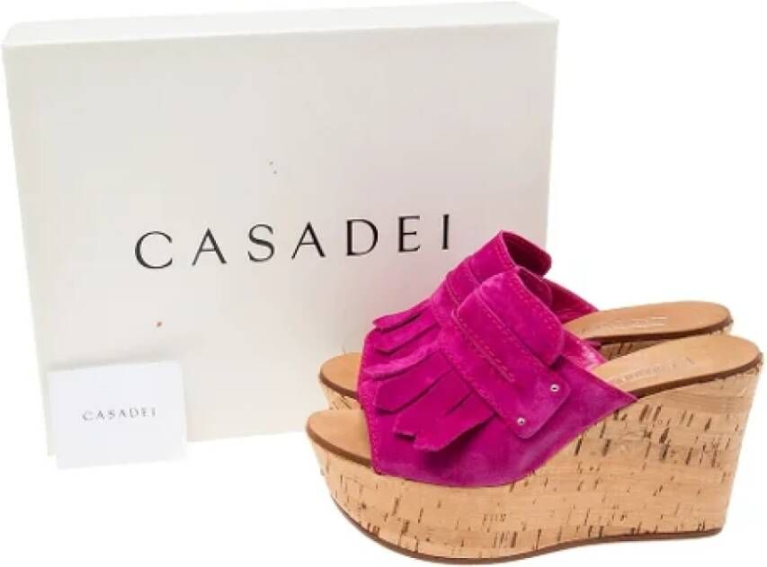 Casadei Pre-owned Suede sandals Pink Dames