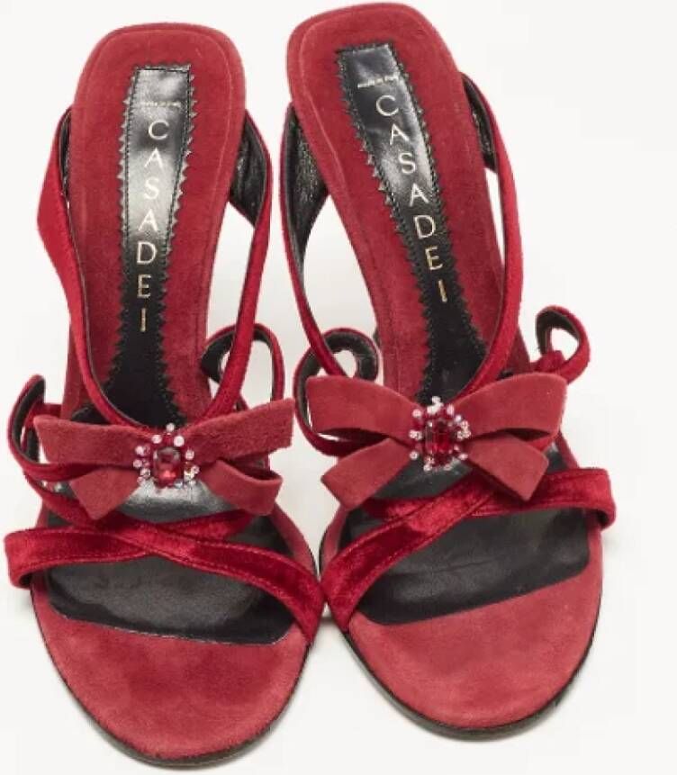 Casadei Pre-owned Suede sandals Red Dames
