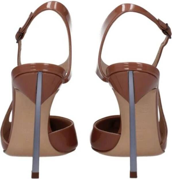 Casadei Roze Lakleren Puntige Neus Sandalen