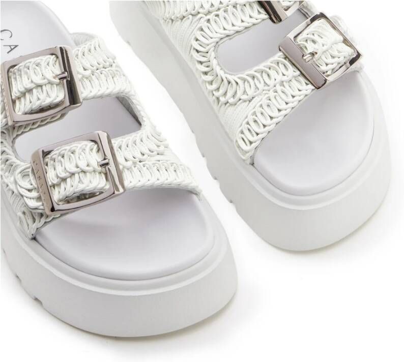 Casadei Geborduurde Zwarte Slides Black Dames