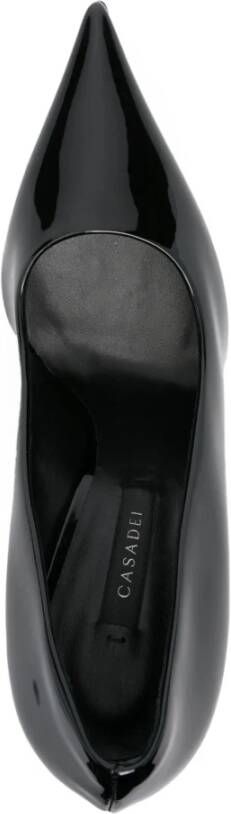Casadei Zwarte Lakleren Pumps met Puntige Neus