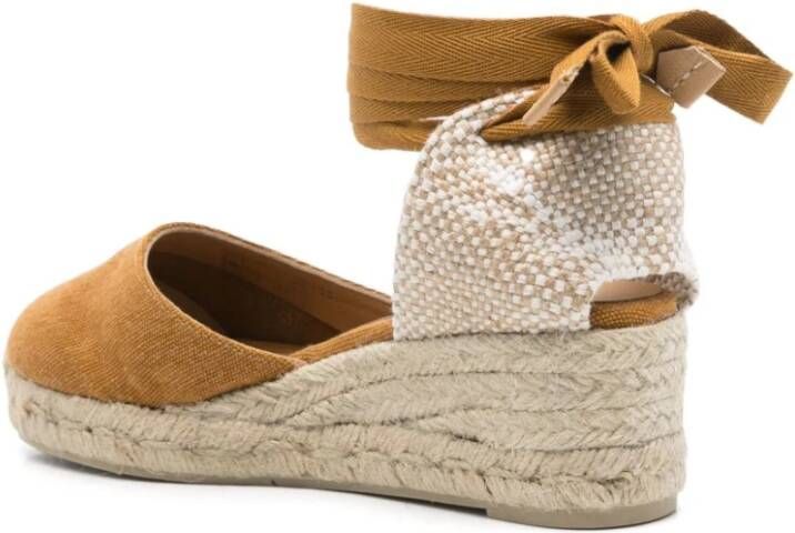 Castañer Beige Platte Schoenen met Enkelband