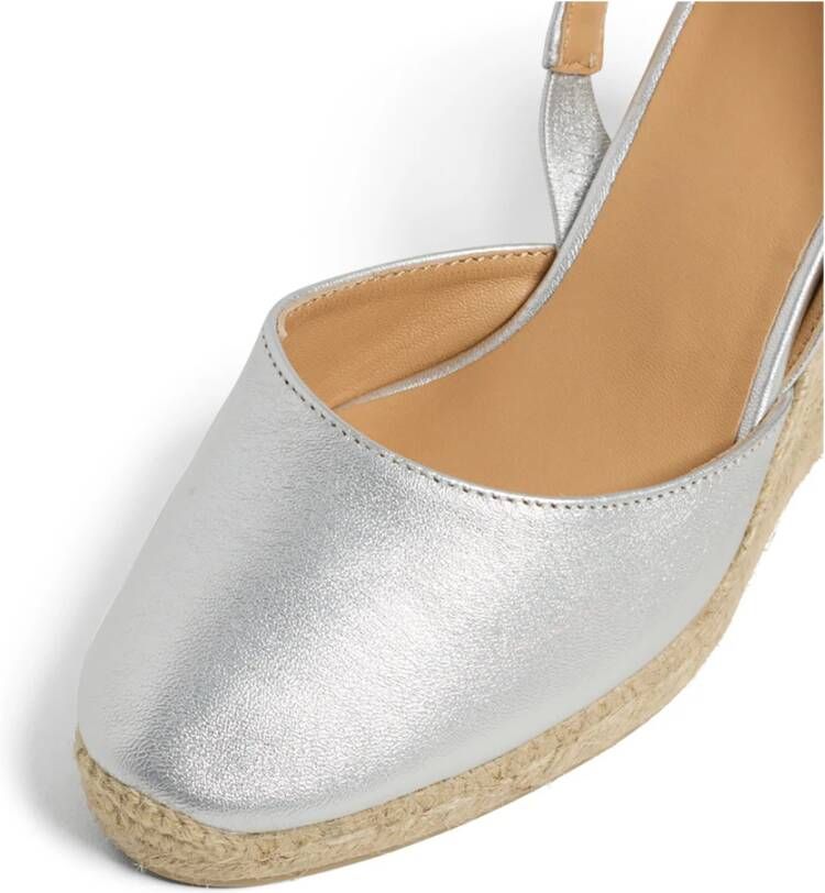 Castañer Carissa metallic leren espadrilles met open hiel en 9 cm sleehak. Gray Dames