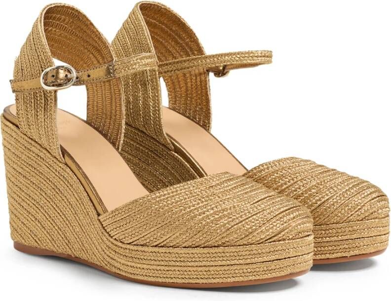 Castañer Carolyn espadrilles met metallic vlechtwerk enkelband met zijdelingse metalen gesp en 9 cm sleehak. Yellow Dames