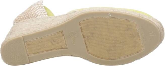Castañer Gele canvas sandalen met gevlochten band