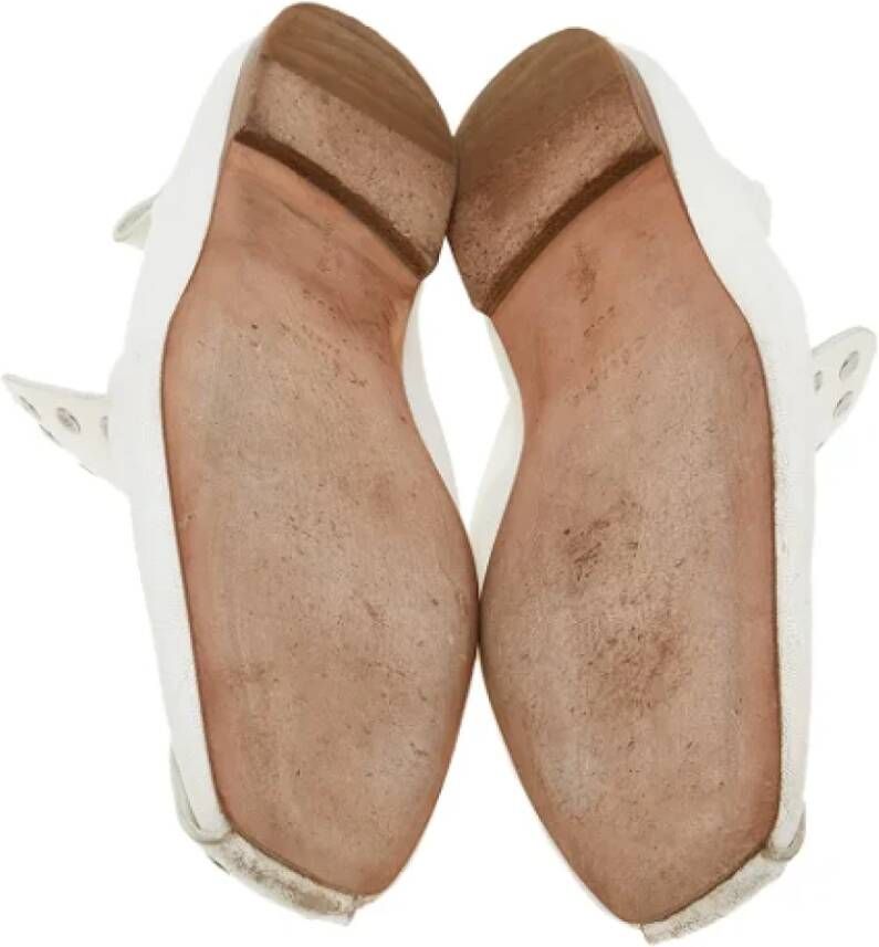 Celine Vintage Pre-owned Leather flats White Dames