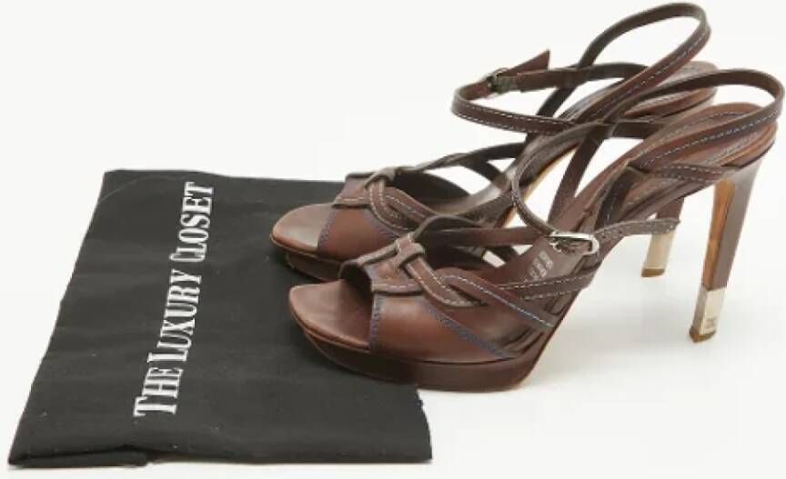 Celine Vintage Pre-owned Leather sandals Brown Dames