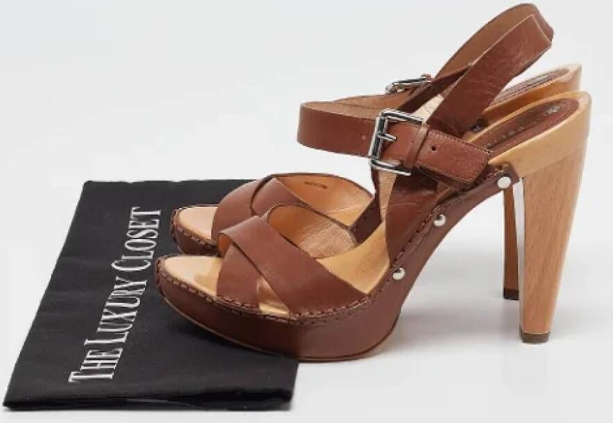 Celine Vintage Pre-owned Leather sandals Brown Dames