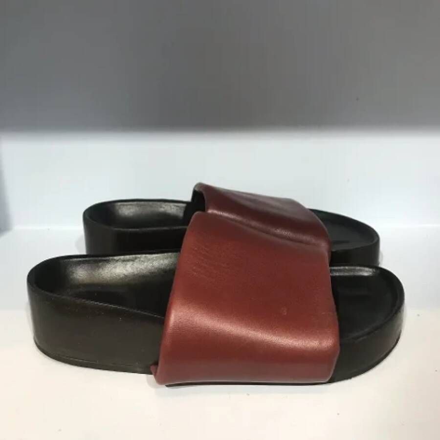 Celine Vintage Pre-owned Leather sandals Red Dames