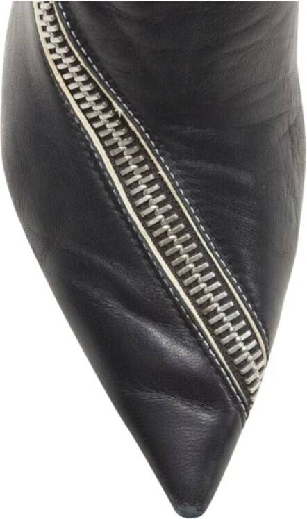 Celine Vintage Tweedehands enkellaarsjes met puntige neus en hak
