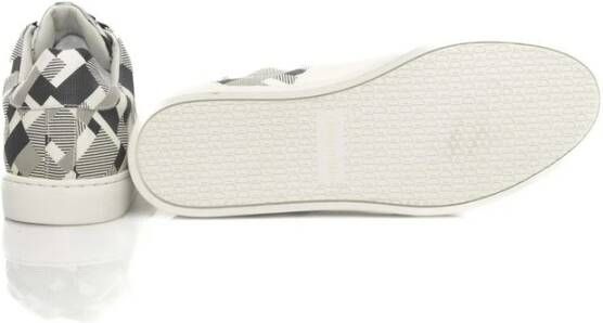 Cerruti 1881 Gestreepte witte sneakers met logo White Dames