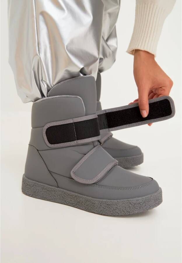 Cesare Gaspari Grijze High-Top Winterlaarzen met Velcro Gray Dames