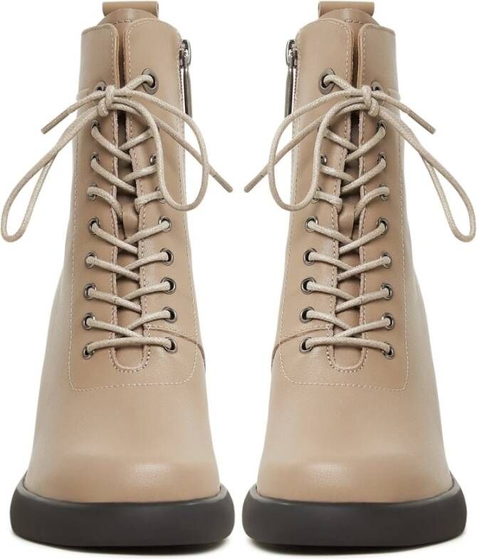 Cesare Gaspari Klassieke enkellaarsjes met hoge hak Beige Dames
