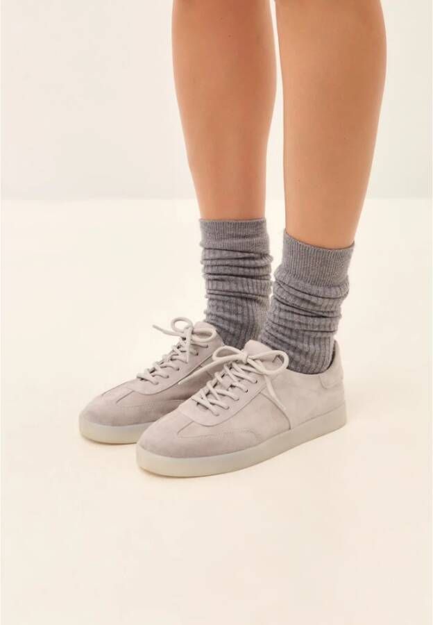 Cesare Gaspari Klassieke suède lage sneakers Grijs