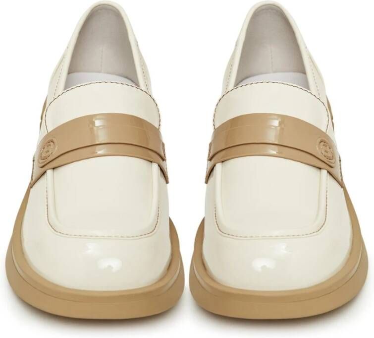 Cesare Gaspari Lakleren loafers Beige Dames