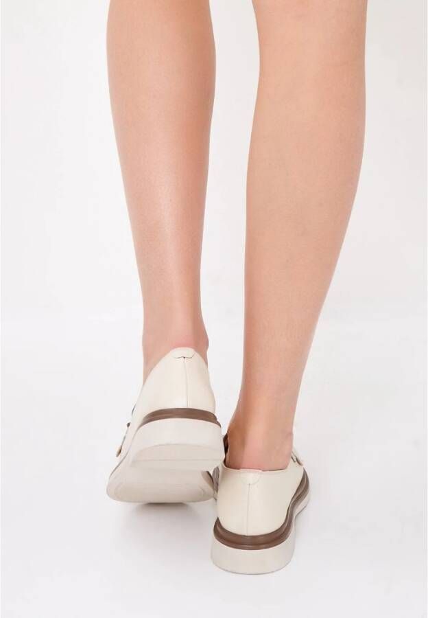 Cesare Gaspari Ronde punt blokhak loafers Beige Dames