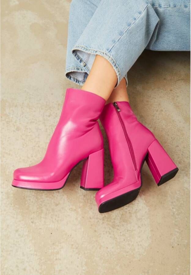 Cesare Gaspari Roze Leren Blokhak Enkellaarzen Pink Dames