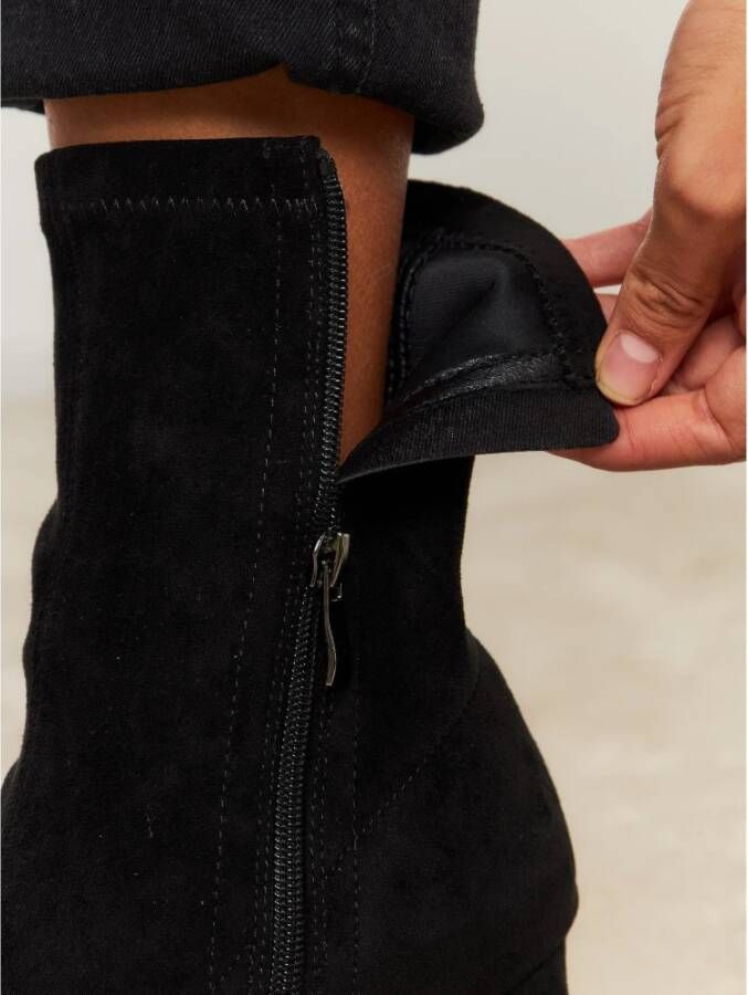 Cesare Gaspari Casual Suède Blokhak Enkellaarsjes Zwart Black Dames