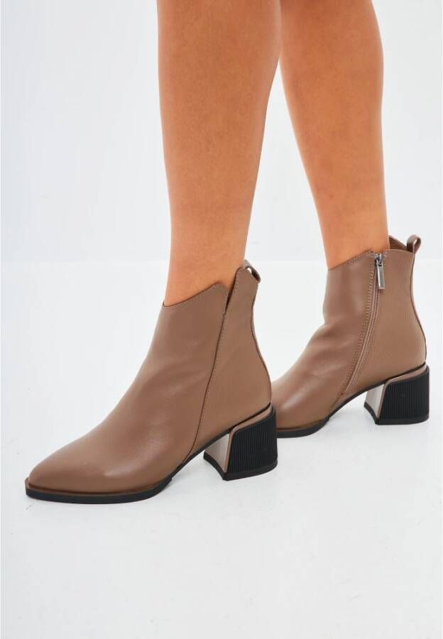 Cesare Gaspari Stijlvolle Enkellaarzen Bruin Brown Dames
