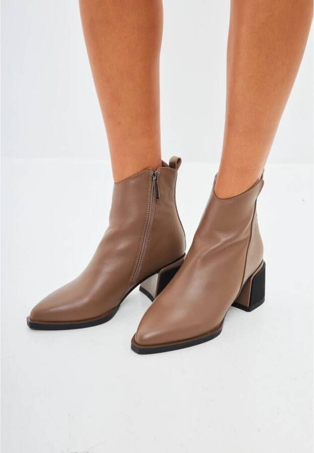 Cesare Gaspari Stijlvolle Enkellaarzen Bruin Brown Dames