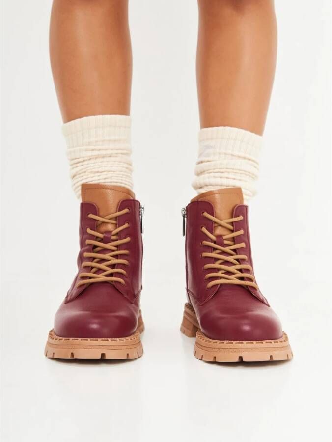 Cesare Gaspari Stijlvolle Leather Lace-up Ankle Boots Red Dames