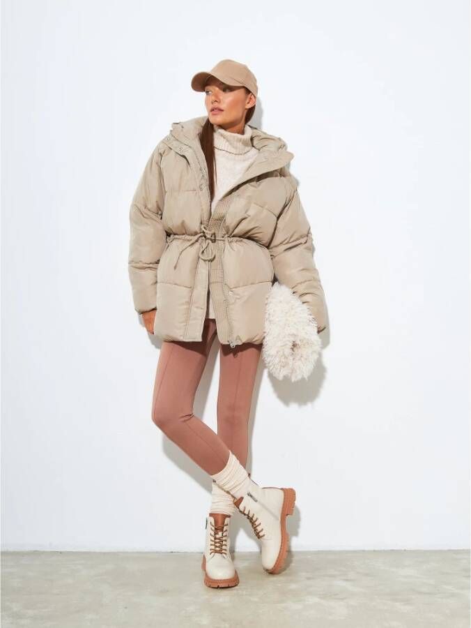 Cesare Gaspari Stijlvolle Leren Enkellaarzen Beige Dames