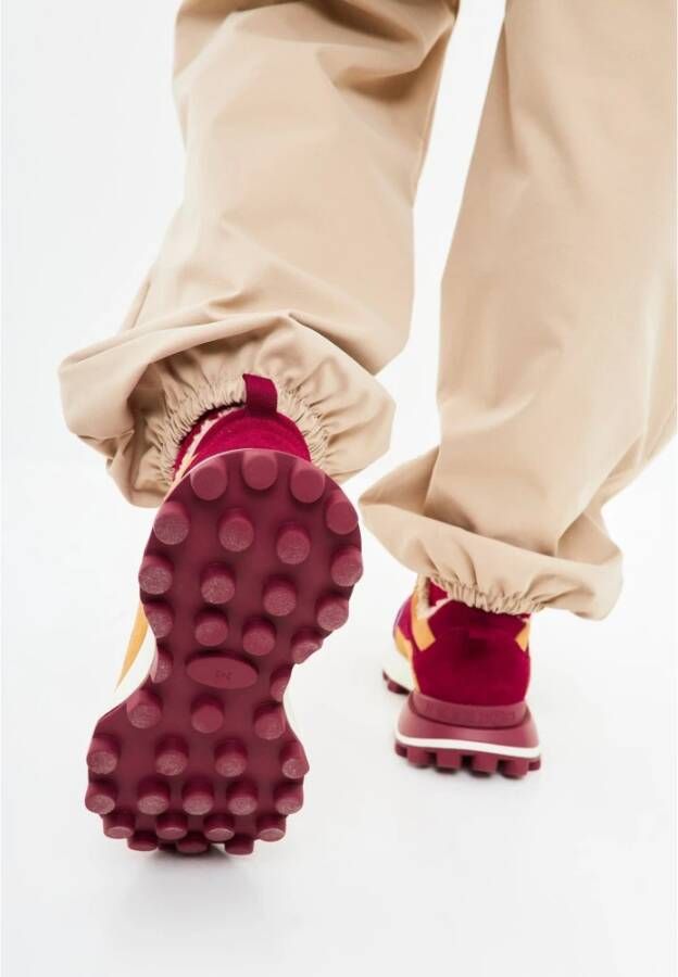 Cesare Gaspari Stijlvolle Leren Platform Sneakers Red Dames
