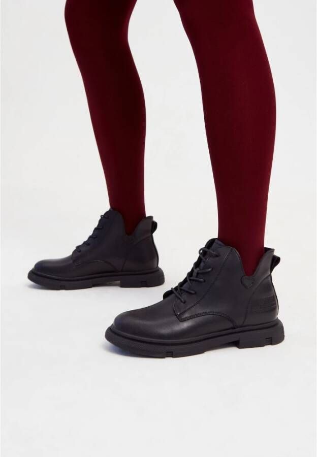 Cesare Gaspari Suede Flat Sole Ankle Boots Black Dames