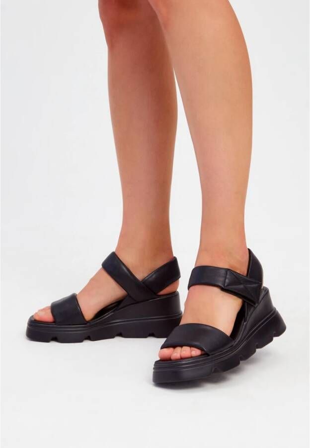 Cesare Gaspari Verhoogde Leren Plateau Sandalen Black Dames