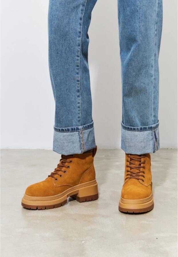 Cesare Gaspari Veterschoenen Enkellaarsjes van Leer Orange Dames
