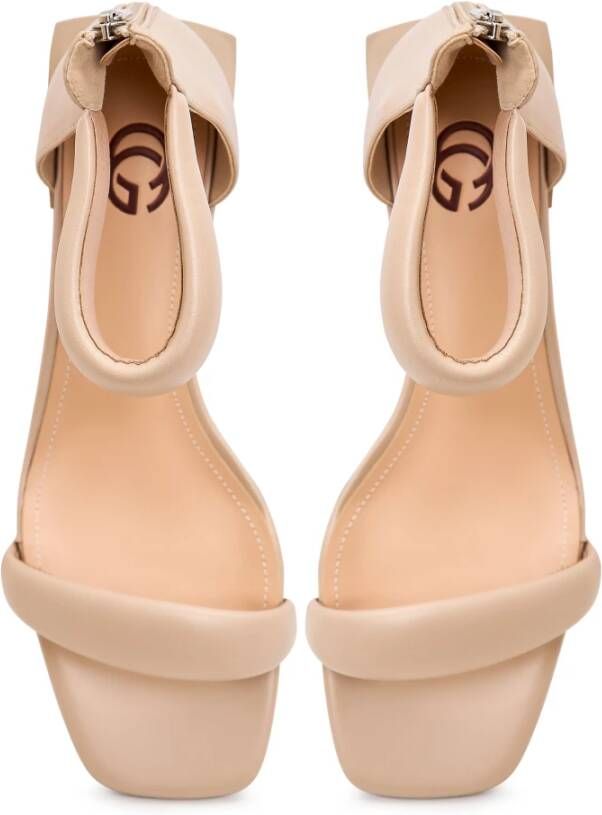 Cesare Gaspari Vierkante Hak Sandalen Sofia Beige Dames