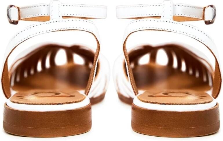 Cesare Gaspari Witte Leren Platte Sandalen White Dames