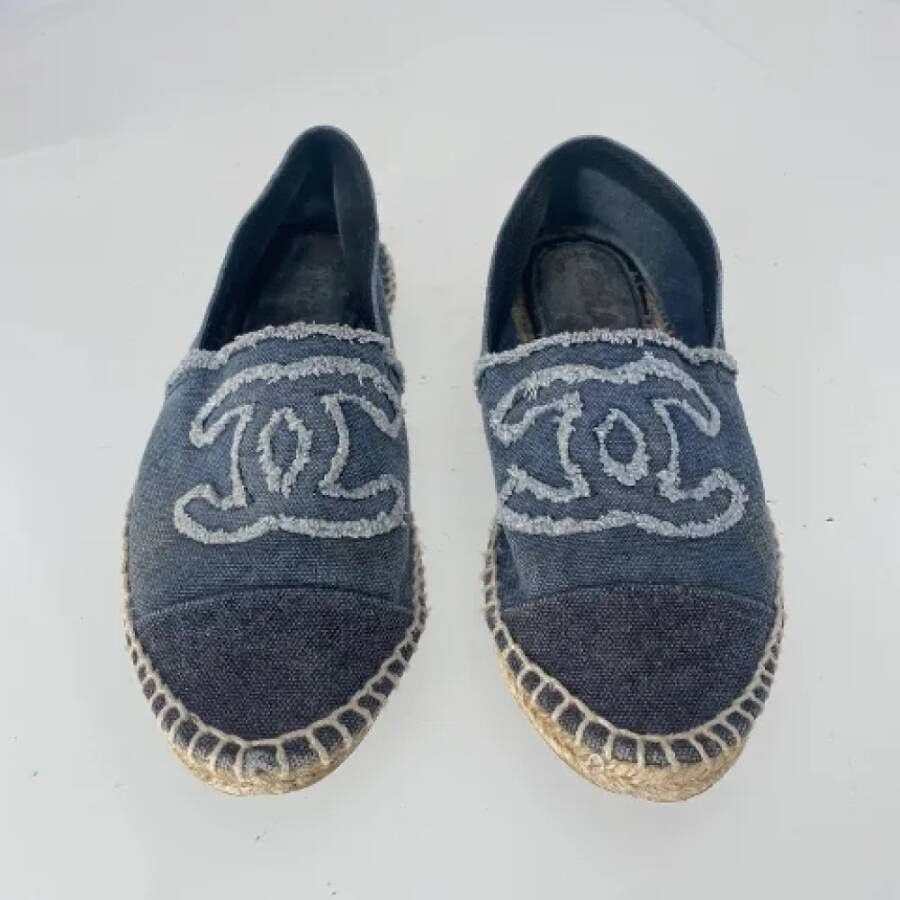 Chanel Vintage Pre-owned Canvas espadrilles Blue Dames