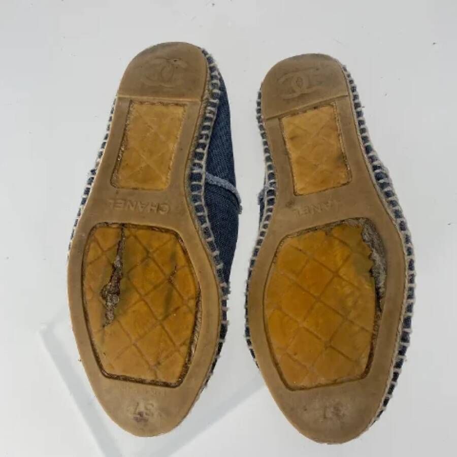 Chanel Vintage Pre-owned Canvas espadrilles Blue Dames