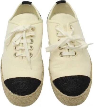 Chanel Vintage Pre-owned Canvas espadrilles White Dames