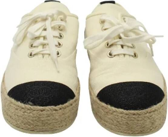 Chanel Vintage Pre-owned Canvas espadrilles White Dames