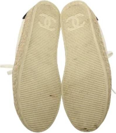 Chanel Vintage Pre-owned Canvas espadrilles White Dames