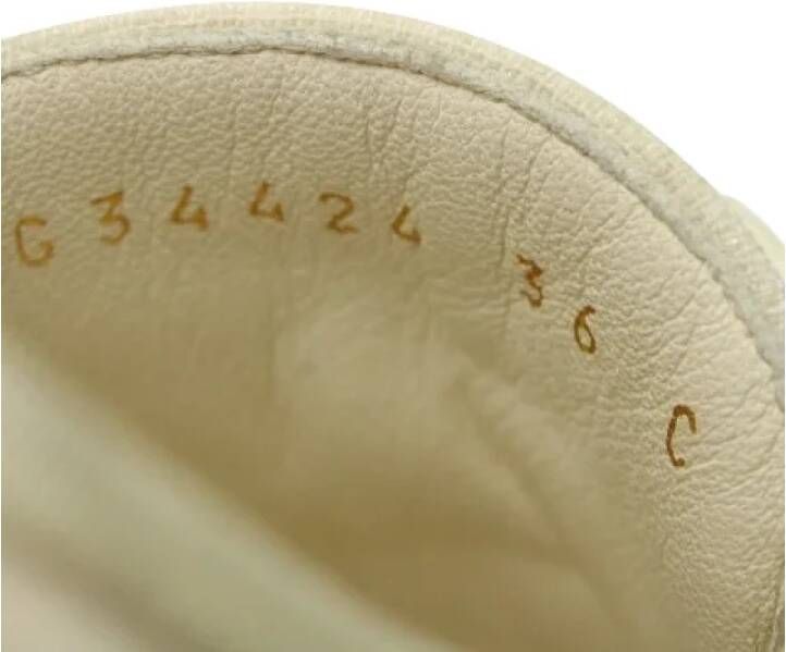 Chanel Vintage Pre-owned Canvas espadrilles White Dames