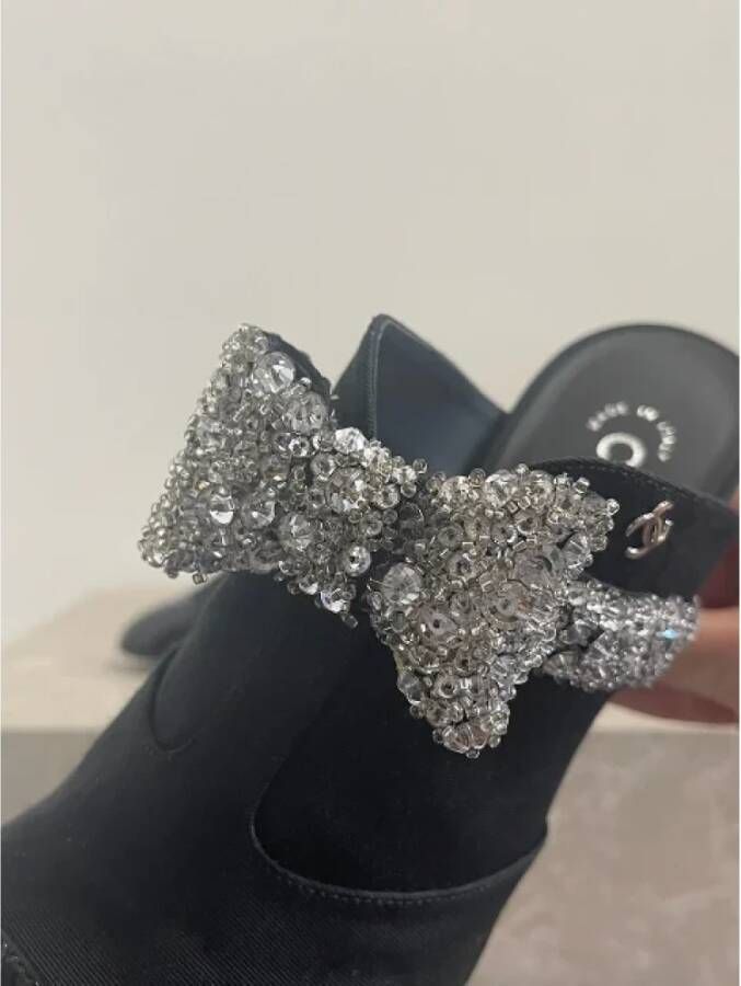 Chanel Vintage Pre-owned Canvas mules Black Dames