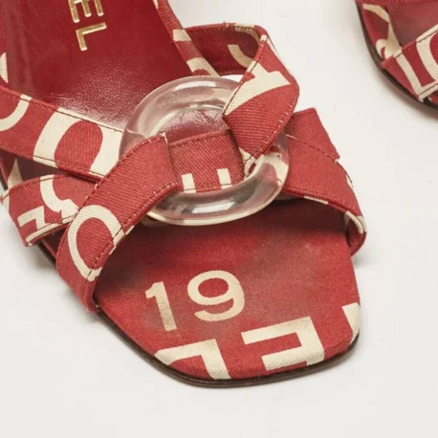 Chanel Vintage Pre-owned Canvas sandals Red Dames