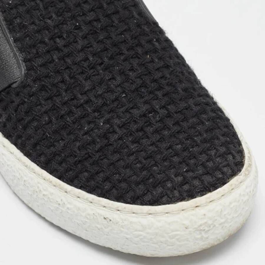 Chanel Vintage Pre-owned Canvas sneakers Black Dames
