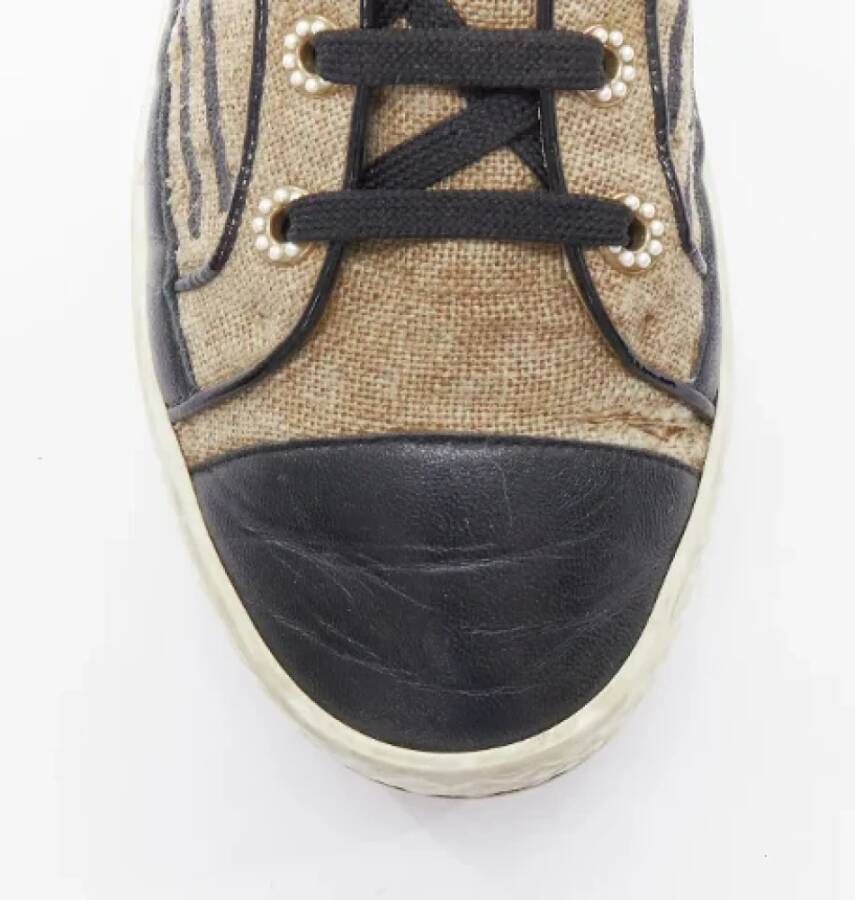 Chanel Vintage Pre-owned Canvas sneakers Black Dames