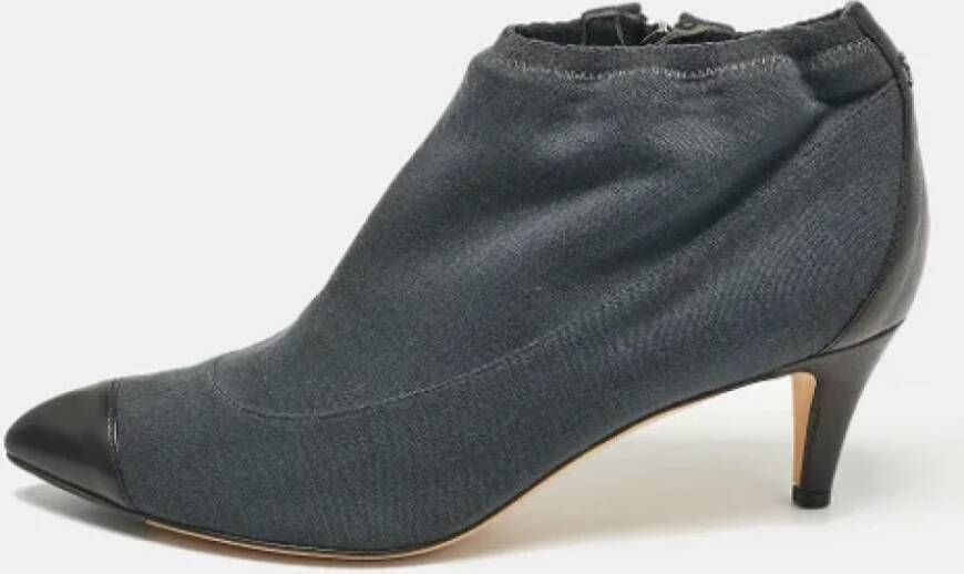 Chanel Vintage Pre-owned Fabric boots Gray Dames