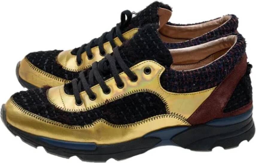 Chanel Vintage Pre-owned Fabric sneakers Black Dames