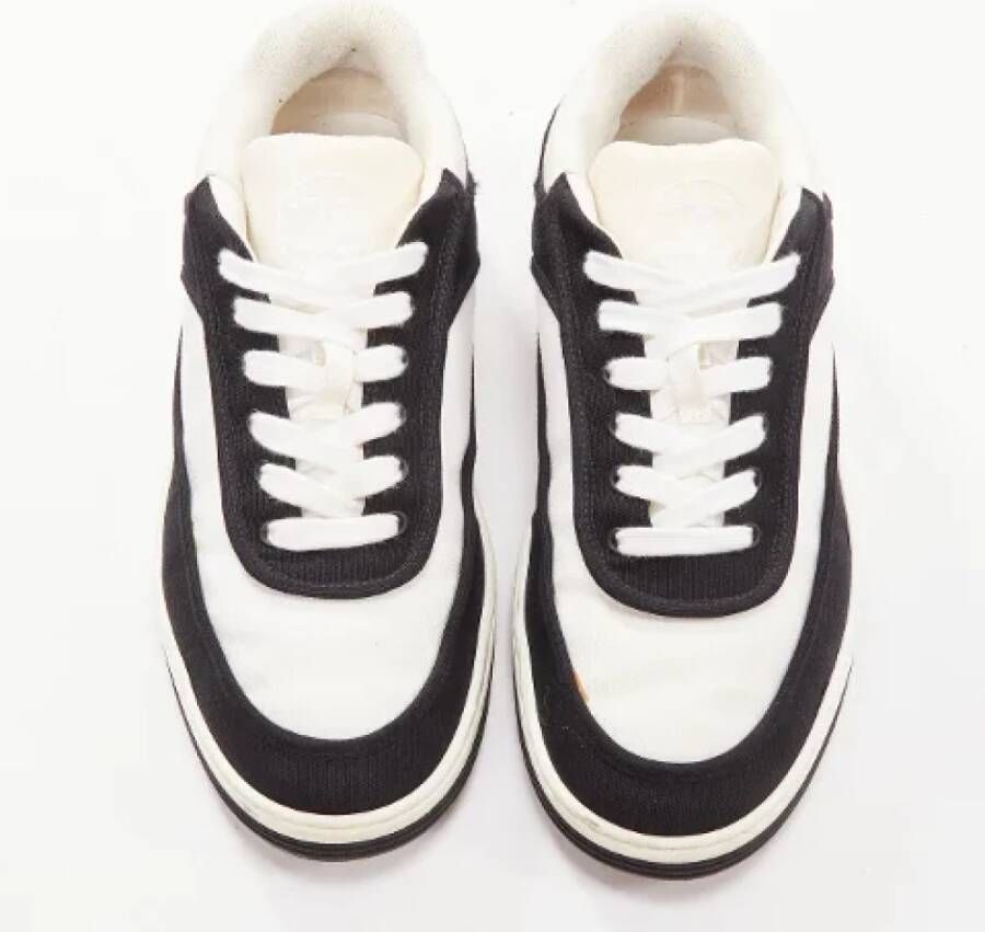 Chanel Vintage Pre-owned Fabric sneakers Black Dames