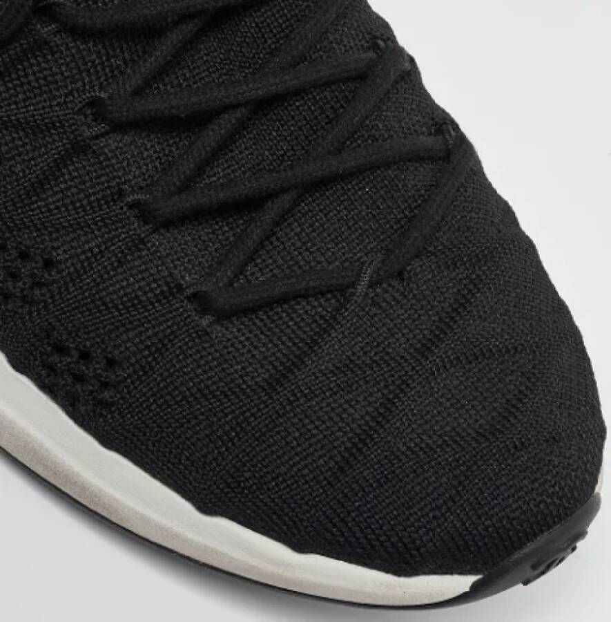 Chanel Vintage Pre-owned Fabric sneakers Black Dames