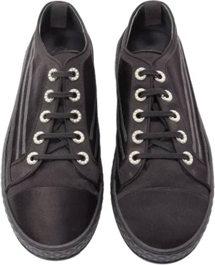 Chanel Vintage Pre-owned Fabric sneakers Black Dames